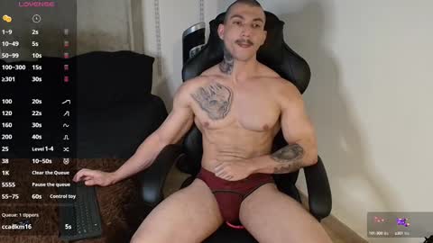 colombianmuscle8 online show from February 2025 11:04:01 PM