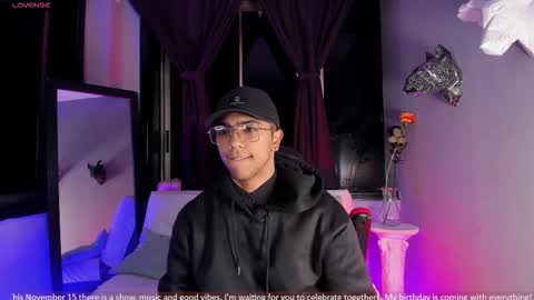 colstorw_ online show from November 2025 10:15:01 AM