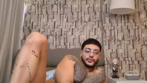 Jhoan online show from July 2026 12:44:01 PM
