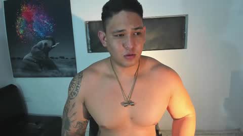 coltonmassif_ online show from February 2025 12:28:01 AM