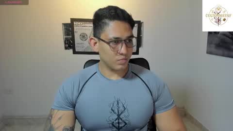 coltonmassif_ online show from November 2025 10:58:02 PM