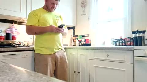 comegetmeinthemorning online show from April 2026 04:14:01 PM