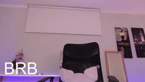 Connie online show from December 2024 06:15:02 PM