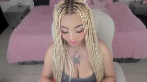 Snapshot of conny_curly chatting on June 2026 02:16:02 PM Conny online show from June 2026 02:16:02 PM