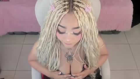Snapshot of conny_curly chatting on July 2026 12:53:02 PM Conny online show from July 2026 12:53:02 PM