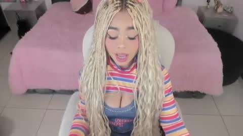 Snapshot of conny_curly chatting on July 2026 01:14:02 PM Conny online show from July 2026 01:14:02 PM