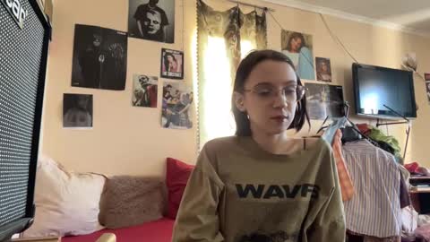 Snapshot of consuelamcelwaine chatting on March 2026 01:48:02 PM consuelamcelwaine online show from March 2026 01:48:02 PM