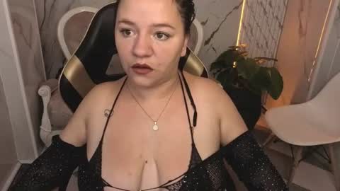 Online 2200 - 0600 online show from July 2026 02:58:01 AM