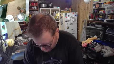 Snapshot of cookieliquor chatting on February 2026 02:09:02 AM Cookie - I do cooking streams occasionally. Next stream online show from February 2026 02:09:02 AM