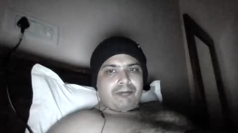 Snapshot of cool_breeze09 chatting on January 2025 06:04:02 PM Cool Breeze09 online show from January 2025 06:04:02 PM