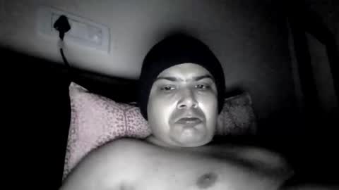 Snapshot of cool_breeze09 chatting on February 2025 12:30:01 AM Cool Breeze09 online show from February 2025 12:30:01 AM