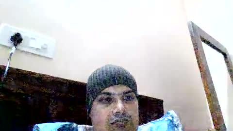 Snapshot of cool_breeze09 chatting on November 2025 06:31:02 PM Cool Breeze09 online show from November 2025 06:31:02 PM