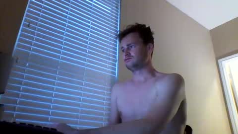 cooldude122222 online show from December 2024 11:28:02 PM