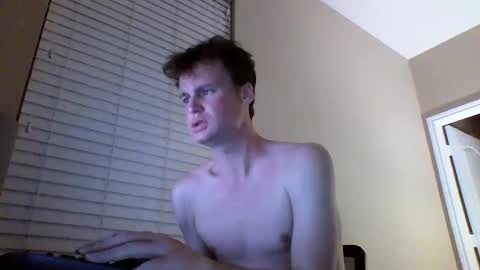 cooldude122222 online show from January 2025 04:16:02 AM