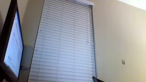 cooldude122222 online show from January 2025 12:24:01 PM