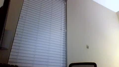 cooldude122222 online show from February 2025 02:34:01 AM