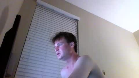 cooldude122222 online show from February 2025 02:31:01 AM