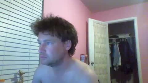 cooldude122222 online show from November 2025 01:38:01 AM