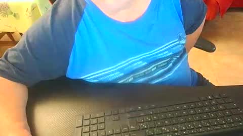 Snapshot of coquin375 chatting on November 2025 07:10:01 PM coquin375 online show from November 2025 07:10:01 PM