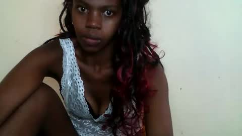 Snapshot of coquine_lara chatting on April 2026 07:06:02 AM coquine_lara online show from April 2026 07:06:02 AM
