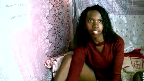 Snapshot of coquine_lara chatting on April 2026 12:36:01 PM coquine_lara online show from April 2026 12:36:01 PM