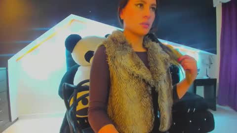 Snapshot of coral_gibson chatting on March 2025 12:26:01 PM Coral online show from March 2025 12:26:01 PM