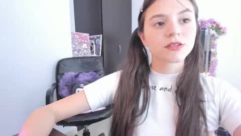 Snapshot of coralinexxx07 chatting on January 2026 09:20:02 PM Coraline uwu Bienvenidos al dulce mundo de Coraline Hola amores soy Coraline Una chica tierna juguetona online show from January 2026 09:20:02 PM