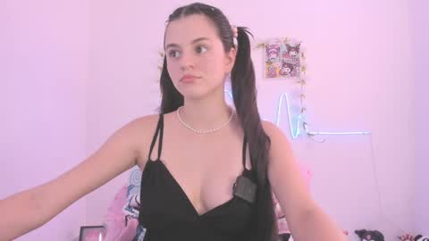 Snapshot of coralinexxx07 chatting on May 2026 04:26:01 PM Coraline uwu Bienvenidos al dulce mundo de Coraline Hola amores soy Coraline Una chica tierna juguetona online show from May 2026 04:26:01 PM