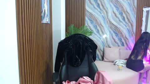 corall_tay1 online show from April 2026 11:34:01 AM