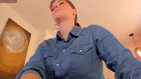 Snapshot of corinnerusso chatting on June 2026 07:24:01 PM Corinne Russo online show from June 2026 07:24:01 PM