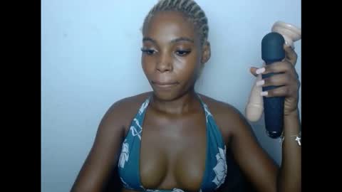 cornxcunt online show from November 2025 07:41:02 PM