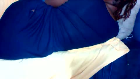 Snapshot of cortezblue chatting on February 2026 06:50:02 PM blue online show from February 2026 06:50:02 PM