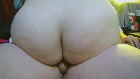 Snapshot of corynkayla23 chatting on October 2025 06:47:01 AM corynkayla23 online show from October 2025 06:47:01 AM