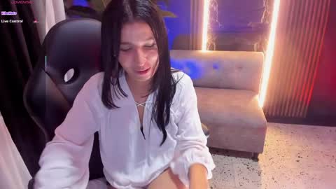 Snapshot of cositarika__ chatting on June 2026 02:33:01 PM Lunita online show from June 2026 02:33:01 PM