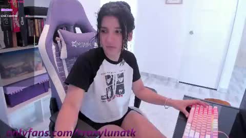 Snapshot of cositarika__ chatting on July 2026 01:36:02 PM Lunita online show from July 2026 01:36:02 PM