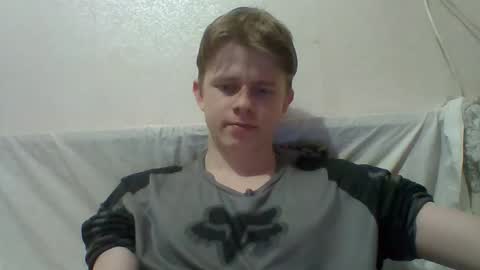 Snapshot of cosm2312 chatting on May 2026 05:40:02 PM Andrew online show from May 2026 05:40:02 PM