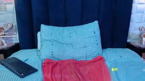 Snapshot of cosmiccandyx chatting on November 2025 12:16:02 PM Cosmic online show from November 2025 12:16:02 PM