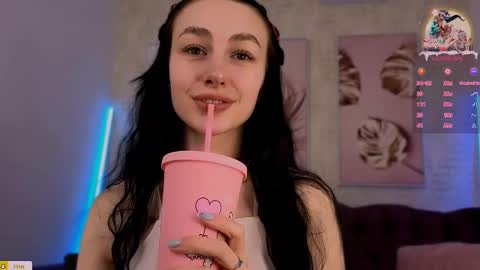 Snapshot of cosmicfaye chatting on January 2025 08:40:02 AM cosmicfaye online show from January 2025 08:40:02 AM