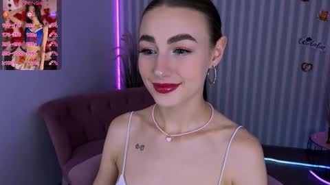 Snapshot of cosmicfaye chatting on October 2025 08:09:02 AM cosmicfaye online show from October 2025 08:09:02 AM