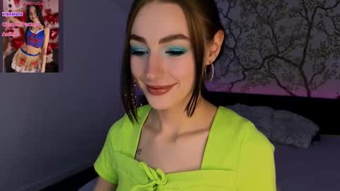Snapshot of cosmicfaye chatting on October 2025 08:22:01 AM cosmicfaye online show from October 2025 08:22:01 AM