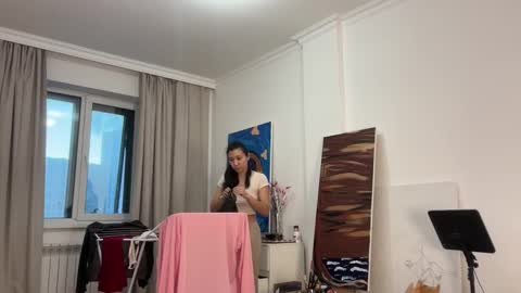 Lina online show from January 2026 11:38:02 AM