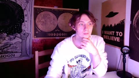 Snapshot of cosmonudes chatting on January 2025 02:41:01 PM Barry online show from January 2025 02:41:01 PM