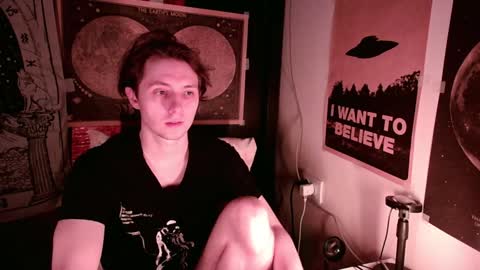 Snapshot of cosmonudes chatting on January 2025 07:18:01 PM Barry online show from January 2025 07:18:01 PM