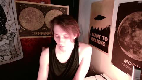 Snapshot of cosmonudes chatting on January 2025 06:21:01 PM Barry online show from January 2025 06:21:01 PM