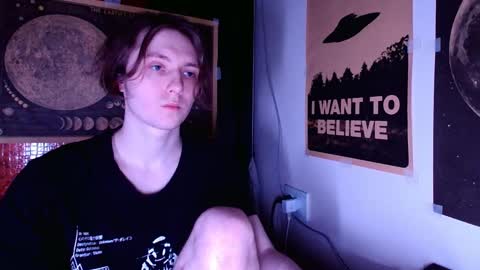 Snapshot of cosmonudes chatting on March 2025 06:50:01 PM Barry online show from March 2025 06:50:01 PM