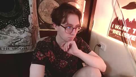 Snapshot of cosmonudes chatting on September 2025 07:25:01 PM Barry online show from September 2025 07:25:01 PM