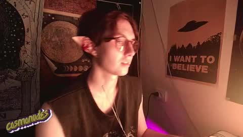 Snapshot of cosmonudes chatting on October 2025 06:41:01 PM Barry online show from October 2025 06:41:01 PM