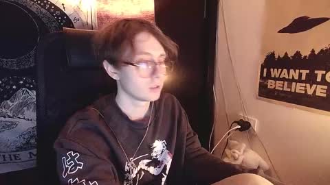 Snapshot of cosmonudes chatting on February 2026 07:12:01 PM Barry online show from February 2026 07:12:01 PM