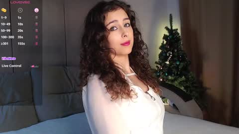 Luna online show from January 2025 12:40:01 PM