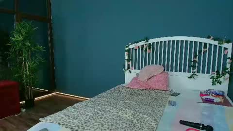 Snapshot of cougarmilf_ chatting on June 2026 07:49:01 PM cougarmilf_ online show from June 2026 07:49:01 PM